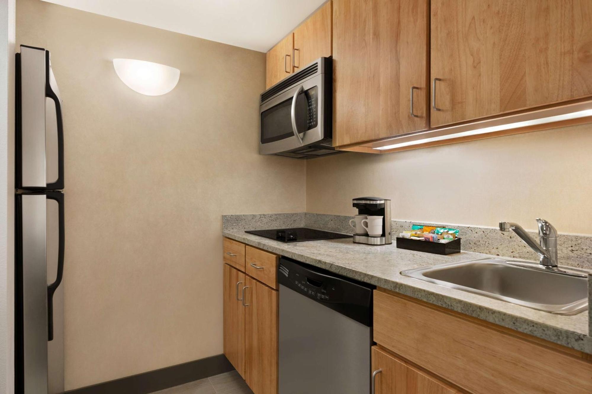 Homewood Suites University City Филадельфия Экстерьер фото