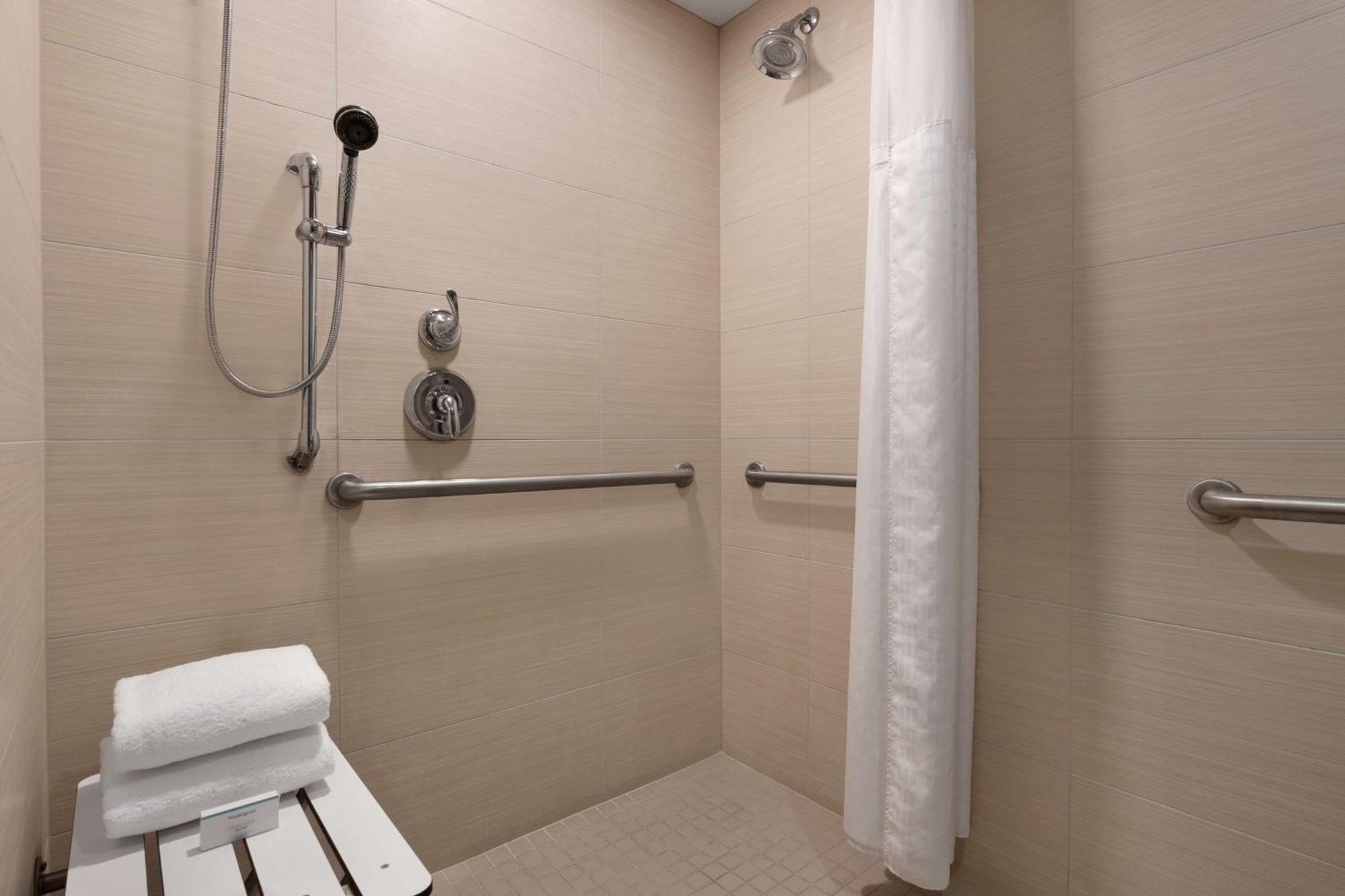 Homewood Suites University City Филадельфия Экстерьер фото